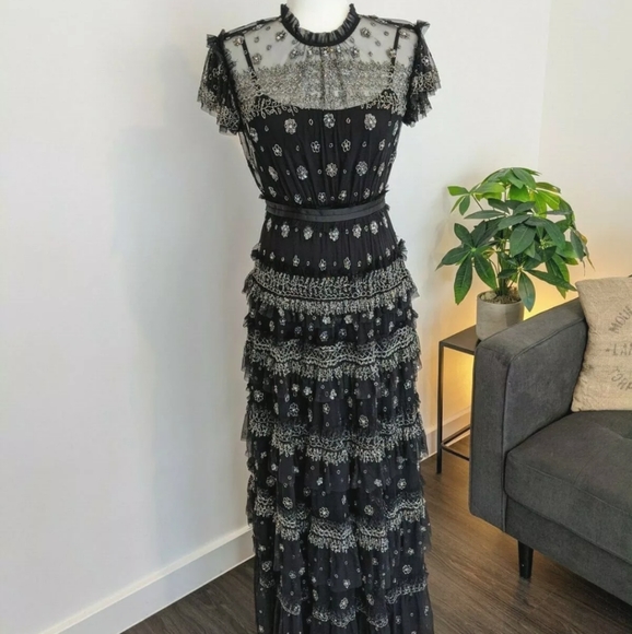 BHLDN Needle & Thread Gown fits size US  2 $769 - Picture 2 of 12